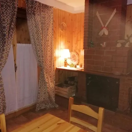 With 3 Bedrooms In With Wonderful Mountain View And Terrace 2 Km From The Slopes קמיליאטלו סילאנו