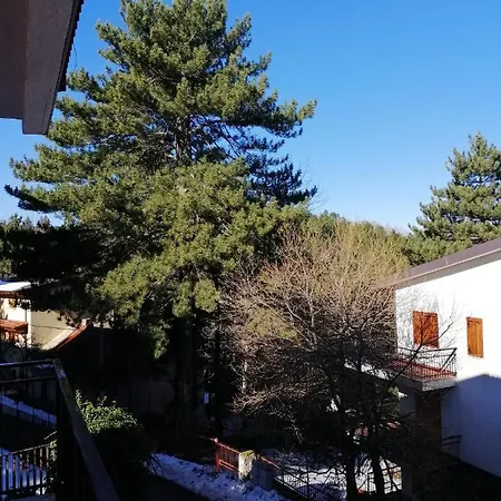 With 3 Bedrooms In With Wonderful Mountain View And Terrace 2 Km From The Slopes *